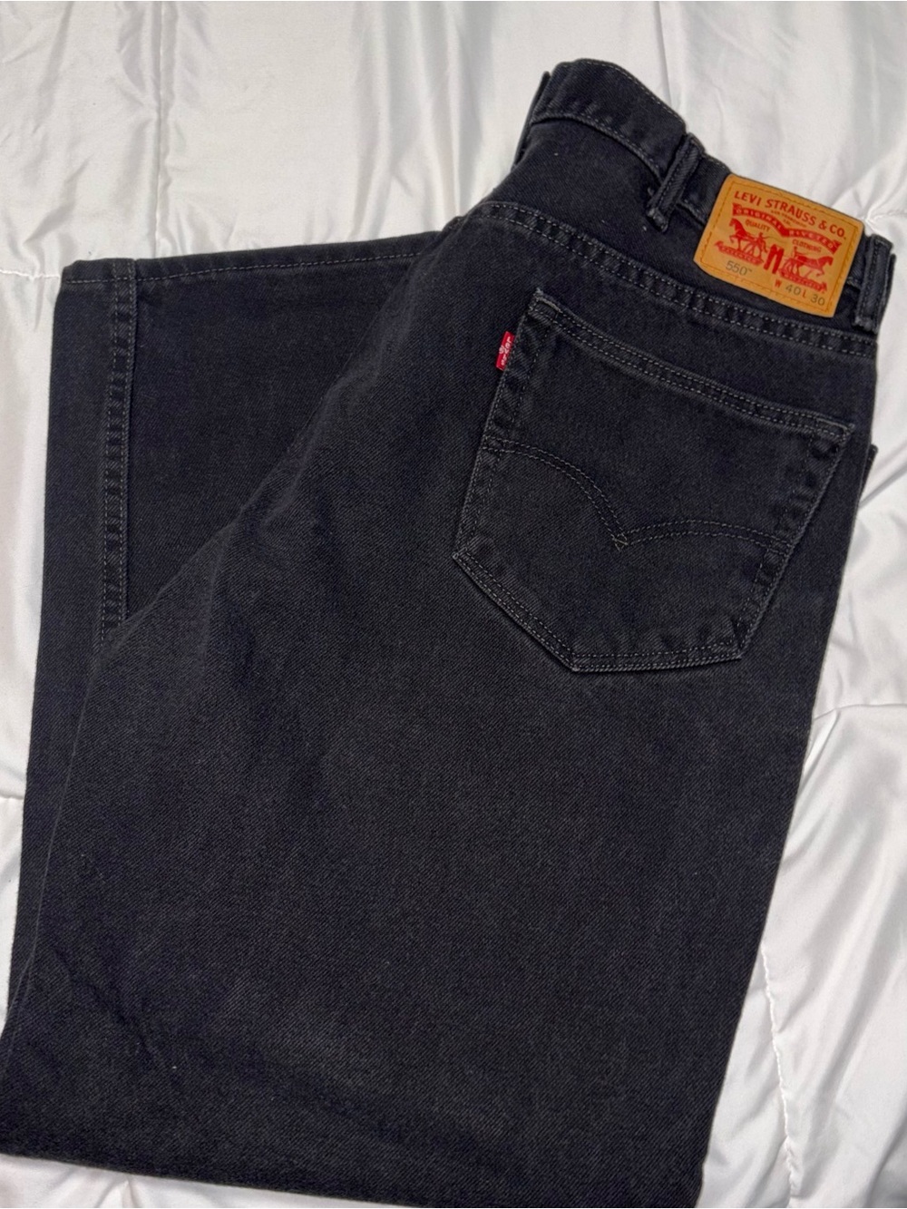 Levi's Men's Black 550 Relaxed Fit Denim Jeans - 40x30